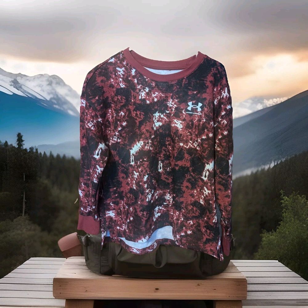 Under Armour Women's Sweatshirt Size S Red Tie Dye Pullover Loose Fit Excellent